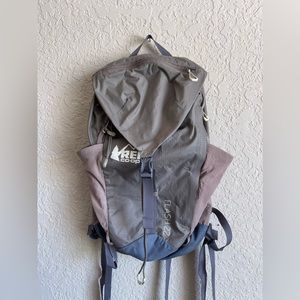 REI Co-op Flash 22 Pack